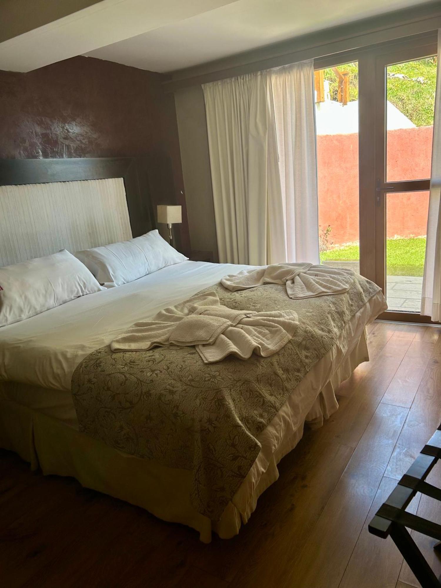Bahia Paraiso Apart & Suites San Carlos de Bariloche Kültér fotó