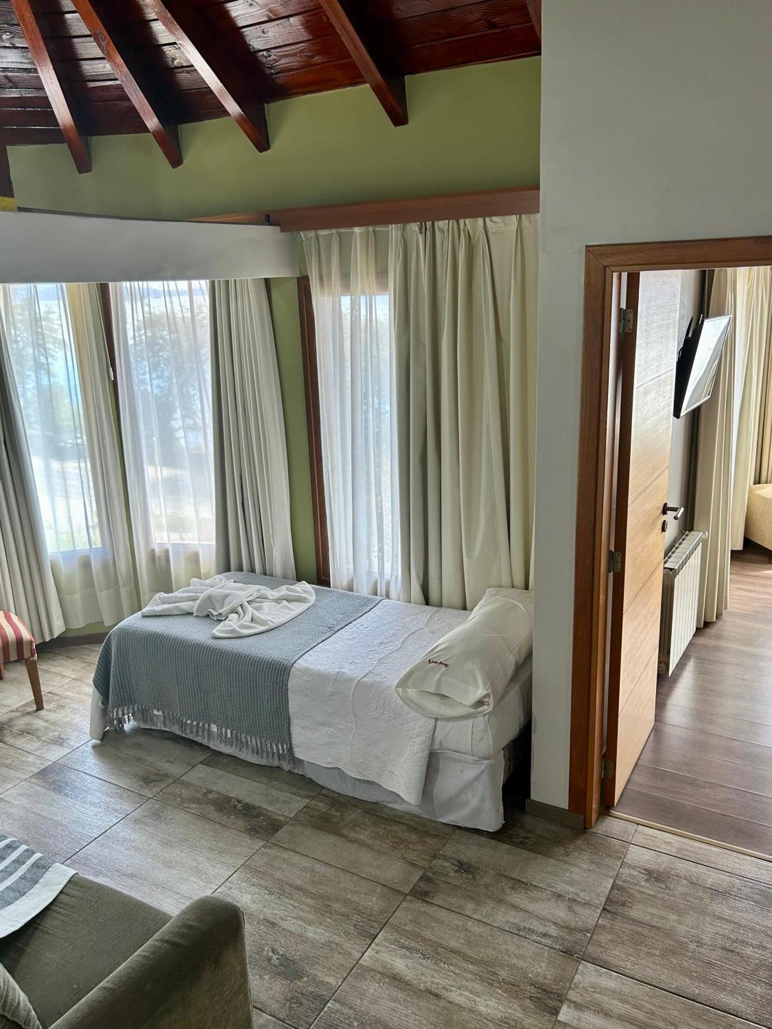 Bahia Paraiso Apart & Suites San Carlos de Bariloche Kültér fotó