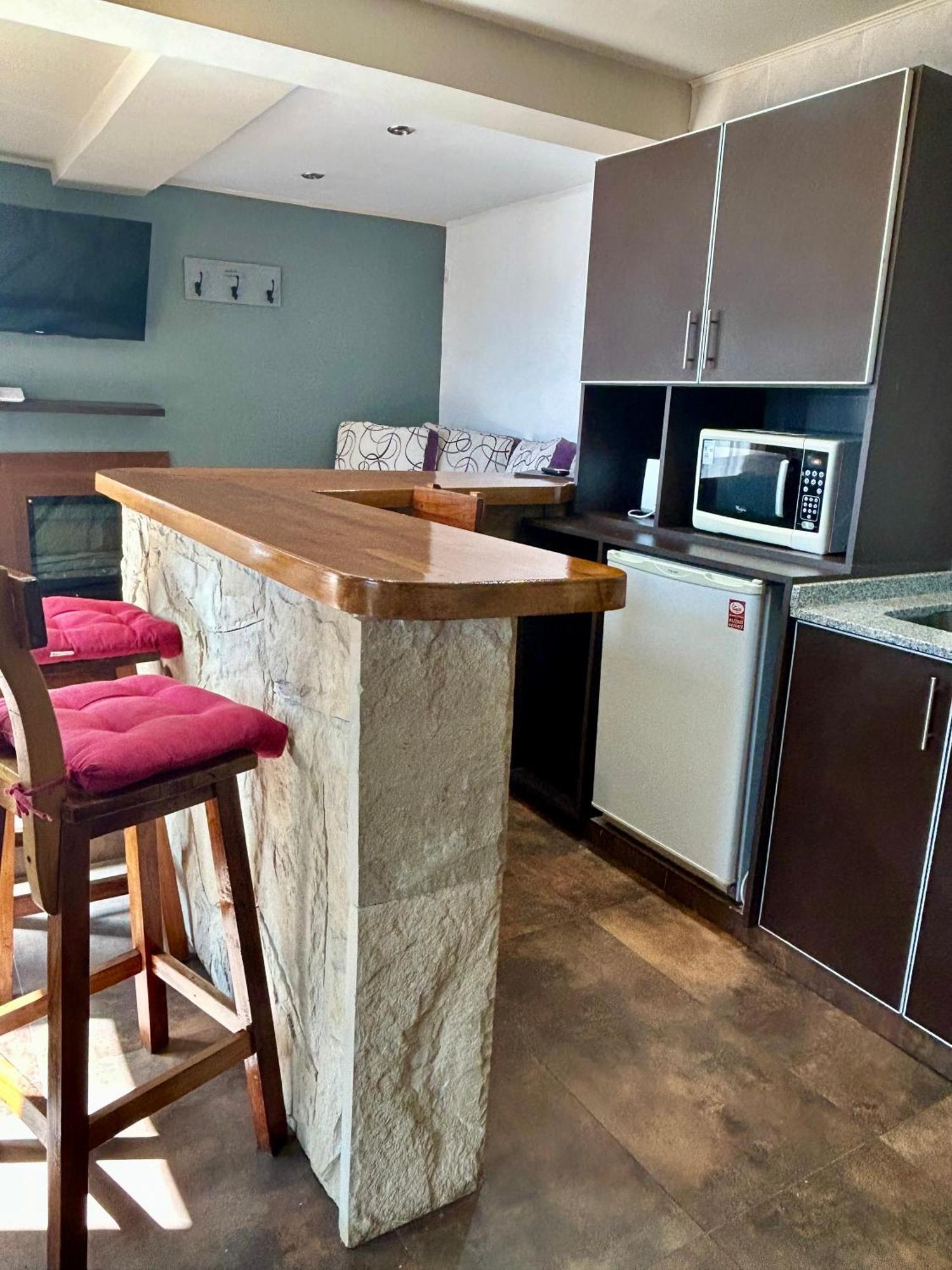 Bahia Paraiso Apart & Suites San Carlos de Bariloche Kültér fotó
