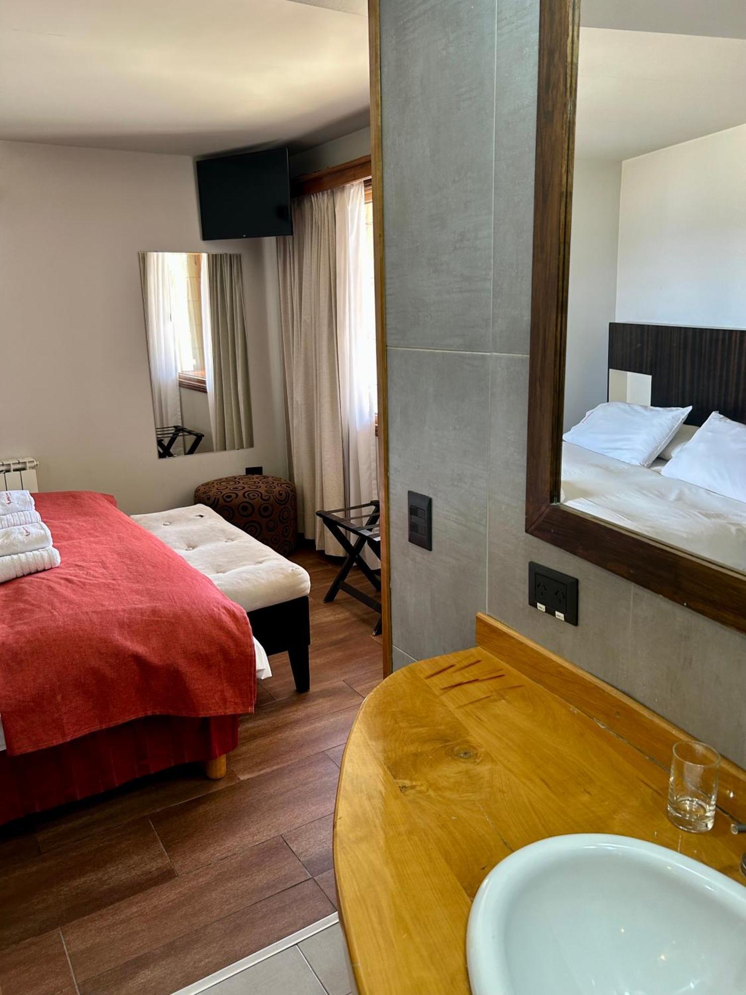Bahia Paraiso Apart & Suites San Carlos de Bariloche Kültér fotó